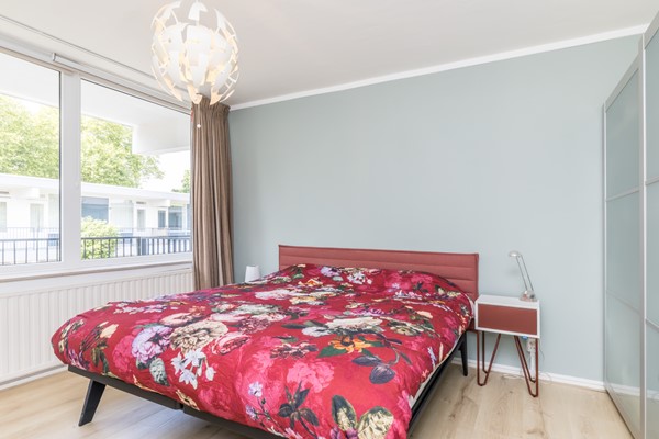Foto - Verkocht onder voorbehoud: In het geliefde Welten ligt dit goed onderhouden en instapklare appartement met 3 slaapkamers, open keuken en twee balkons. 